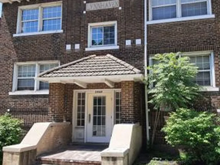 2845-2849 Mayfield Rd — Photo 1