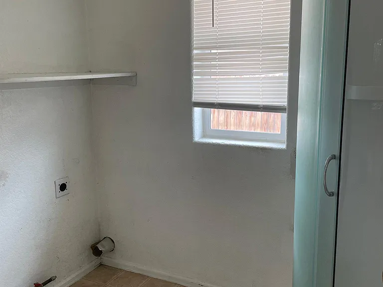 48 N 10th Ave #B — Photo 6