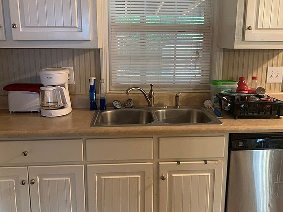 5th image of 109 Hillcrest Dr
