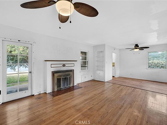 2nd image of 1346 Yosemite Dr