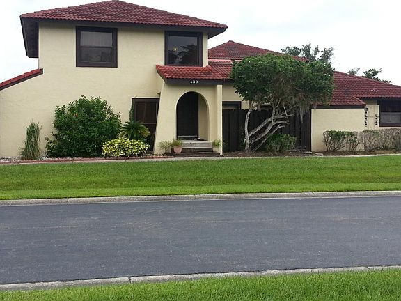 3rd image of 439 Hunter Cir