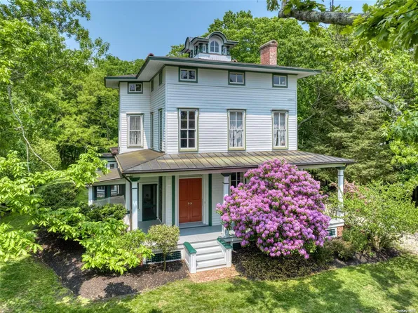 8355 Main Bayview Road, Southold, NY 11971