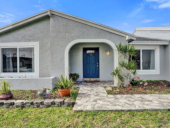 2nd image of 11614 SW 50th Street