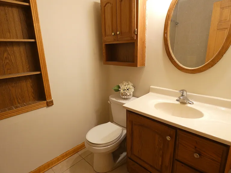 515 Freeman Ave — Photo 10