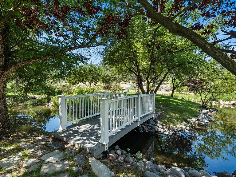 7273 Blue Falls Cir — Photo 29