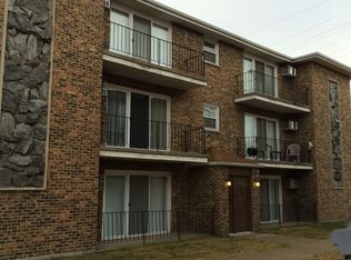 1663 State St APT 1S, Calumet City, IL 60409