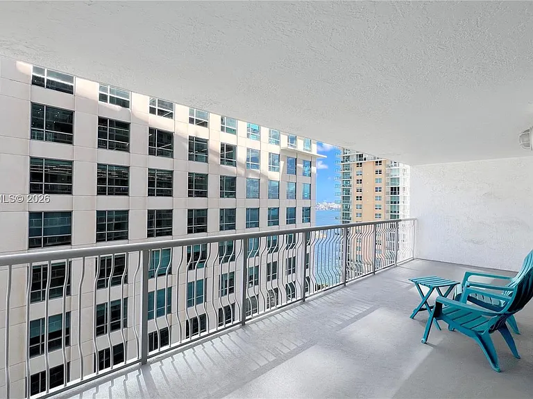 1200 Brickell Bay Dr #2814 — Photo 8
