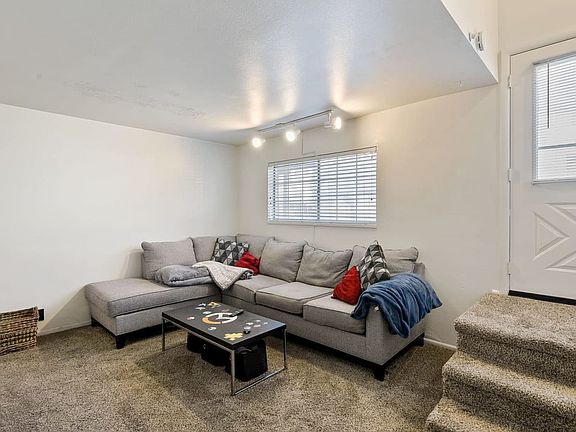 3rd image of 1917 W Homestead Farms Ln APT 1