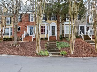 4523 Hamptonshire Dr, Raleigh, NC 27613