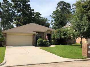 12822 Lake Shore Dr, Montgomery, TX 77356