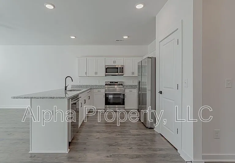 1451 Darrowby Way — Photo 6