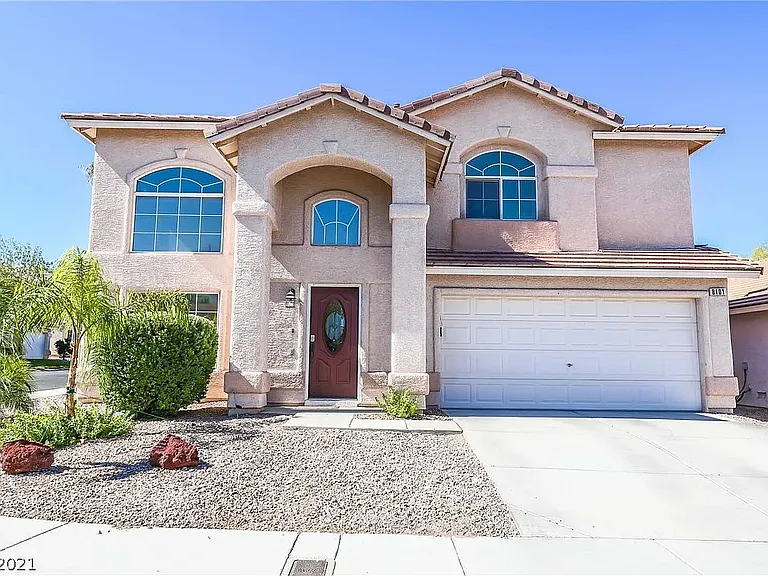 8101 Peach Flare St — Photo 2