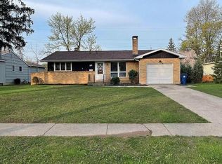 131 Thistle Lea, Williamsville, NY 14221