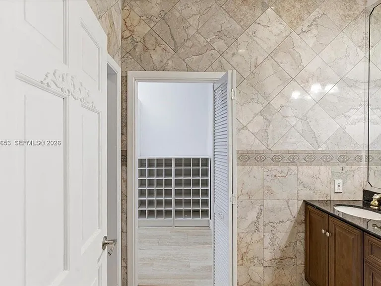 1249 Biscaya Dr — Photo 47