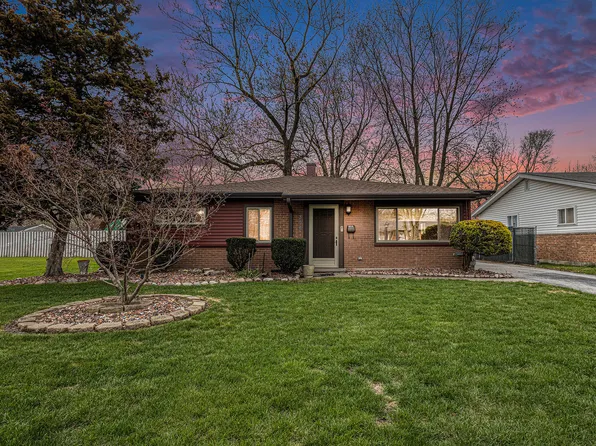 305 166th St, Calumet City, IL 60409