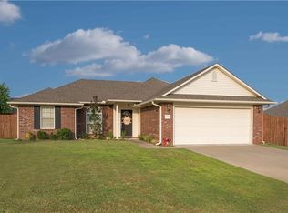 1086 Birch St, Greenwood, AR 72936