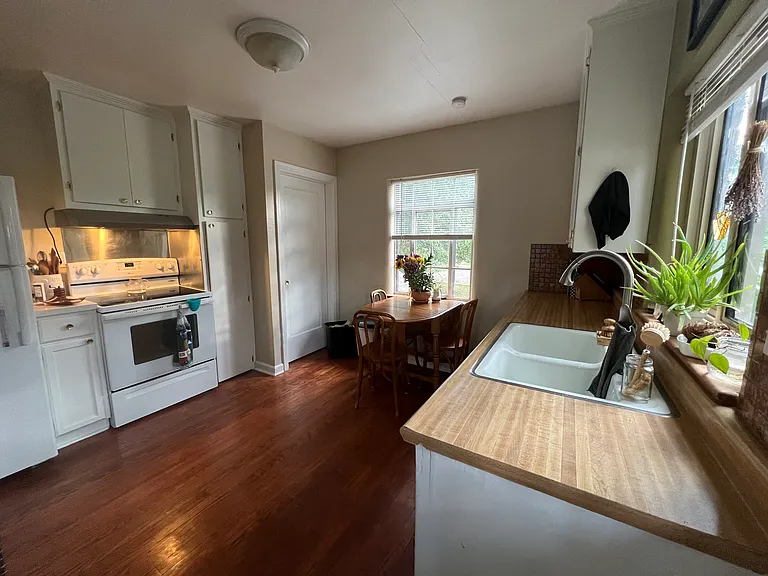 2300 Ford St #DOWNSTAIRS — Photo 10