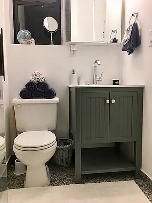 Rented by Mossanen Group | media 23