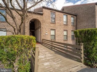 5 Fairway Rd, Reading, PA 19607