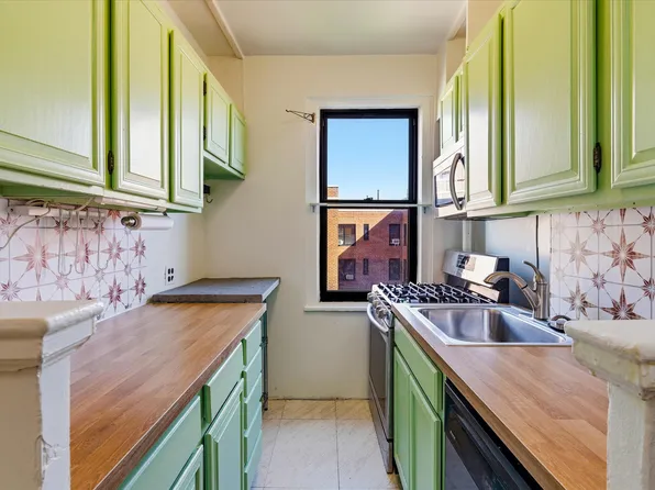 62 Park Terrace West image 11 of 18