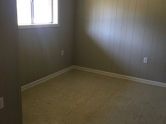 4th image of 103A Rosewood Dr #A