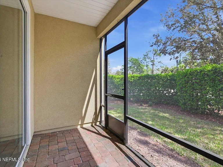 80 Oyster Bay Way — Photo 23