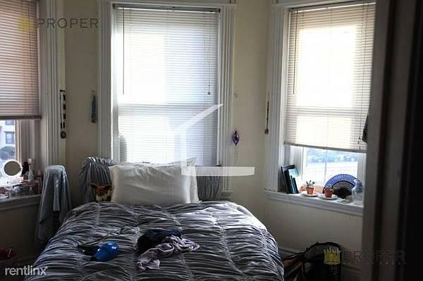 2nd image of 1719 Commonwealth Ave #N_mo2