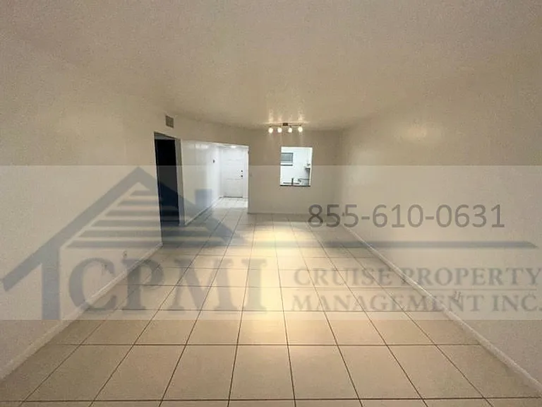 Colonial Village - 7550 Stirling Rd — Photo 19