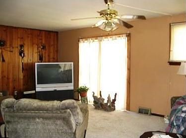 3rd image of 2707 Forest Ave