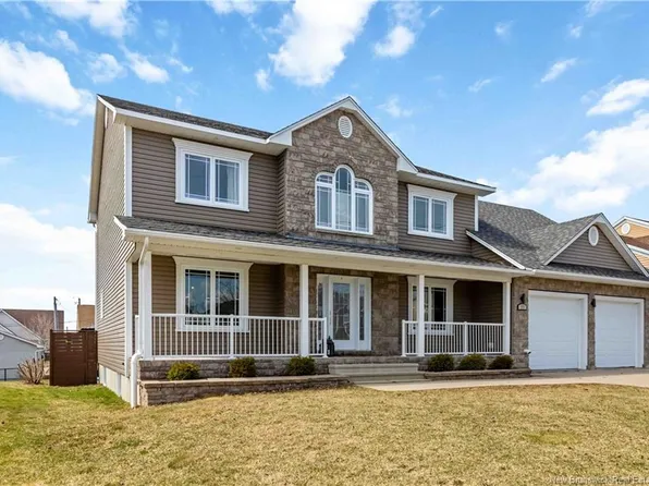 22 Emma Ct, Fredericton, NB E3G 0W2