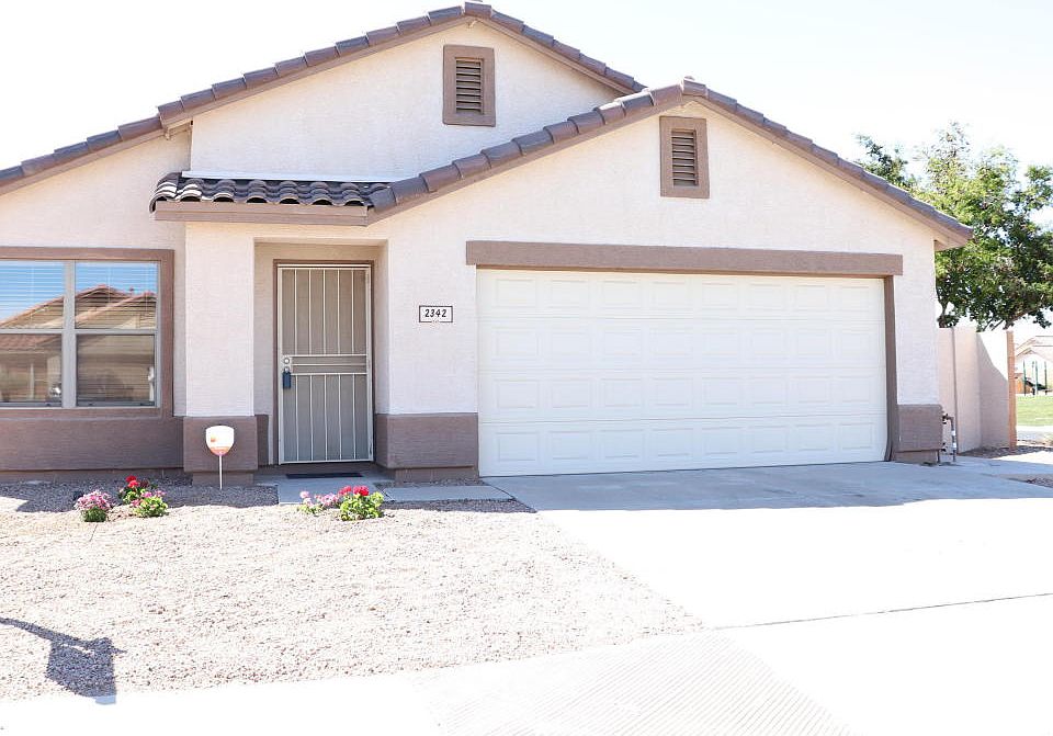 1st image of 2342 S Joslyn