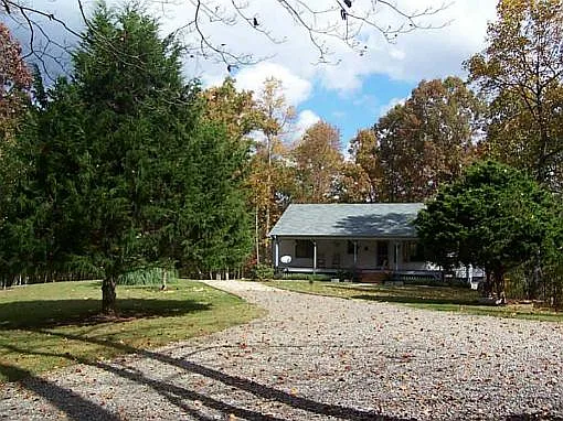 2000 Old Burnt Mountain Rd photo 1
