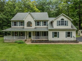 13 Ridge Ln, Hackettstown, NJ 07840