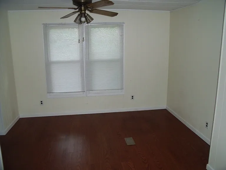 37032 22nd St — Photo 5