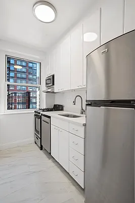 Rented by Douglas Elliman | media 3