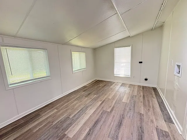 3652 Grier Ave — Photo 12