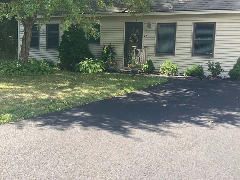 17 Cedarbrook Dr