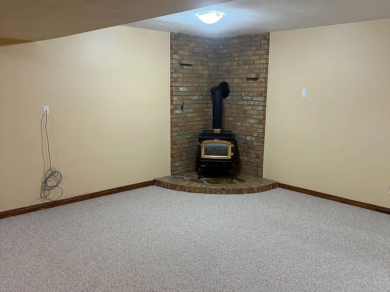 75 Golfview Cres — Photo 15