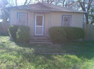 341 Taft St, Seguin, TX 78155