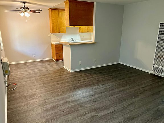 5th image of 11159 Morrison St APT 6