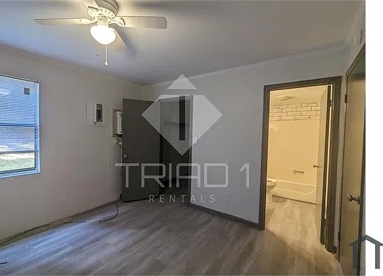 804 Meadow Ridge Ct #D — Photo 12
