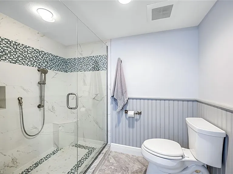 4041 Gulf Shore Blvd N #1108 — Photo 17