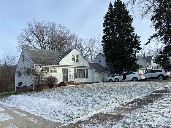3rd image of 24665 Donover Rd