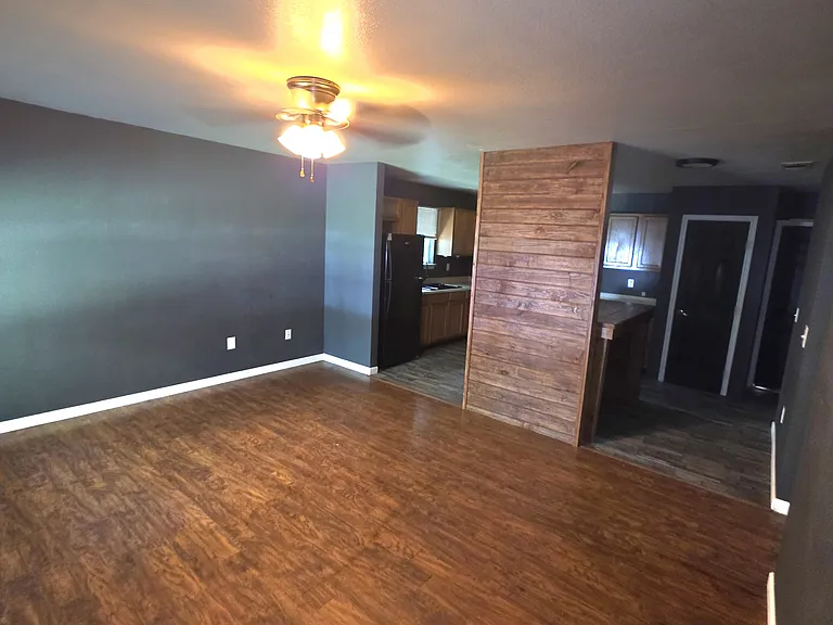 11098 Hillside Dr — Photo 8