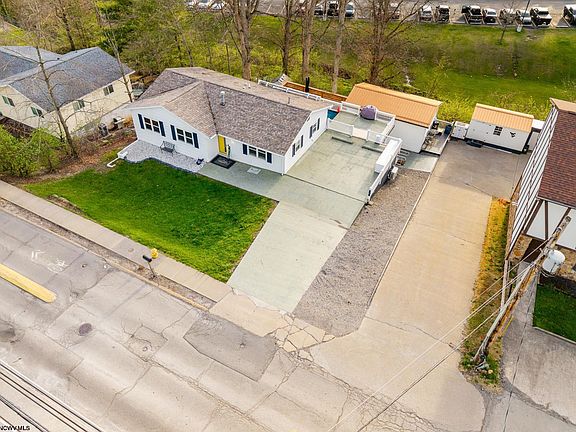 5th image of 857 Willowdale Rd