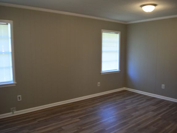 2nd image of 3551 Hanna Dr