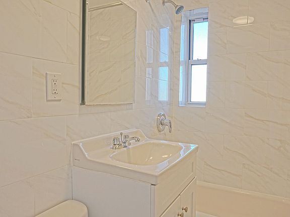 4th image of 3446 91st St APT G53