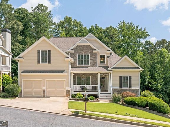 2nd image of 123 Maple View Ct