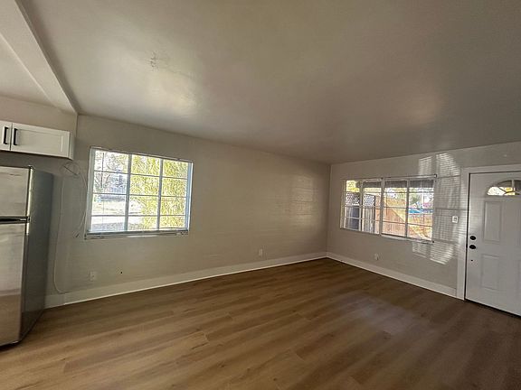 5th image of 1626 Thelma Ln