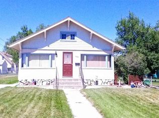 1034 Warren St, Thermopolis, WY 82443